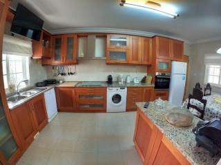 Luxury Apartment 4 Bedrooms Pool in Marisol - Corroios - 5
