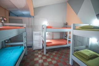 Hostal Mochilas - 1