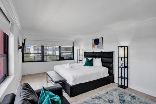 8 floor Miami beach with beach service - Miami Beach - 1