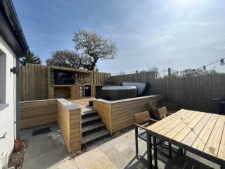 Sycamore Cottage - Tenby - 2