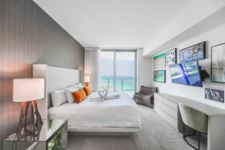 Spectacular Sunset Views Over the Ocean at Hollywood - Hollywood - 8