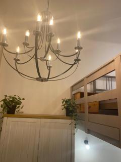 Christina Apartment Near Chain Bridge - 8