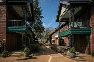 Memphis Belvedere Suites Upper Queen loft 1 Bedroom - 3