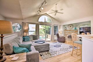 Scenic Smith Mountain Lake Getaway with Deck and Dock! - 7