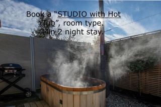 Anchorage Motel Apartments - Te Anau - 0