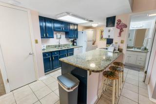 Sugar Beach 330 by ALBVR - this beautiful 3BR has space for the whole family and great views - Gulf Shores - 4