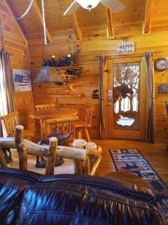 The Moose Cove Hideaway on the Lake - 1