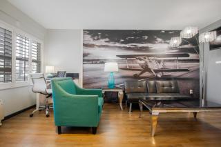 Lions Gate Hotel - Sacramento - 1