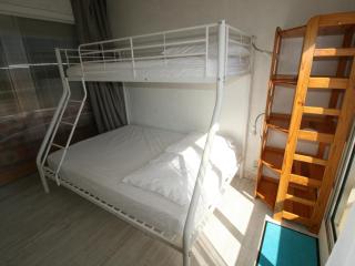 Appartement à 150m de la plage, centre-ville, parking privé, équipé tout confort - FR-1-22-297 - La Tranche-sur-Mer - 3
