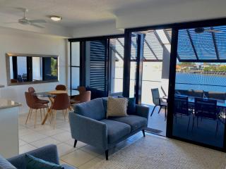 Kirribilli 12 a 3 bedroom waterfront apartment on 2 levels with air conditioning - 5