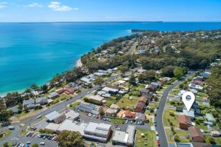 Beach Views on Excellent Studio 27 - Belle Escapes Jervis Bay - Vincentia - 0