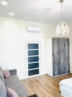 Apartment ЖД вокзал, Центр - Lviv - 1