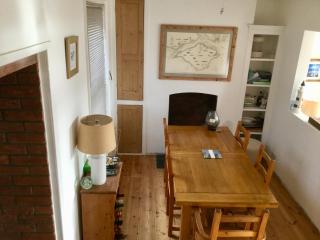 Cozy coastguard cottage with sea views - 7