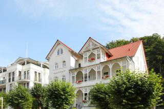 Haus mit Seeblick, gratis Nutzung vom AHOI Erlebnisbad und Sauna in Sellin - Fährhaus Sellin Nr 14 - Ostseebad Sellin - 2