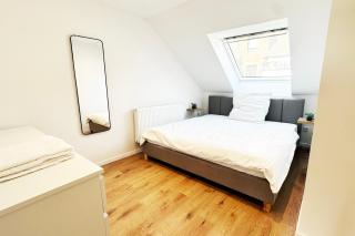 Suite-Apartment zentral in Krefeld mit hohen Decken - Krefeld - 8