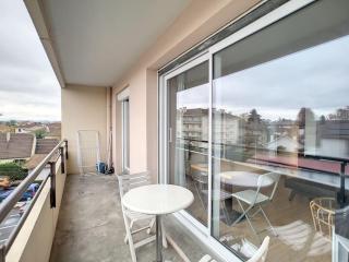 Bel appartement avec grand balcon et parking privé - 2
