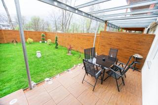 AusZeit Steiraland 1 mit privaten Garten überdachter Terrasse und Parken - 3