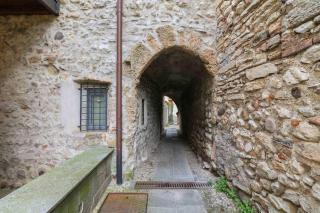 Borgo di Terzo Bifocale in Centro storico Check in 24h Fast Wi-Fi Bus 500m - Borgo di Terzo - 1