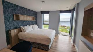 Shoreline Apartments - 5