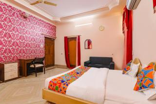 FabHotel Raka Inn - 2