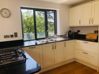 Sea Cliff View Designer Home - Lyme Regis - 7