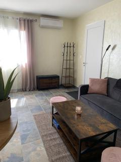 Studio indépendant avec piscine et jardin - LʼAbergement-Sainte-Colombe - 5