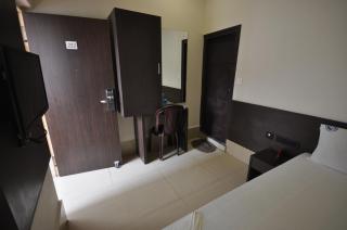 Vijey Hotels - Tiruchirappalli - 1