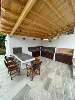 Garden House No 2 - 1