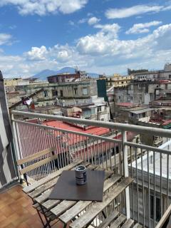 Metropolitan Panoramic Apartment - Naples - 9