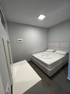Cozy Apartments - Tirana - 0