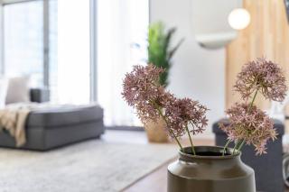 Cozy Ocean View Apartment - 4