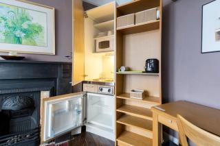 Modern Private Studio Room - 8