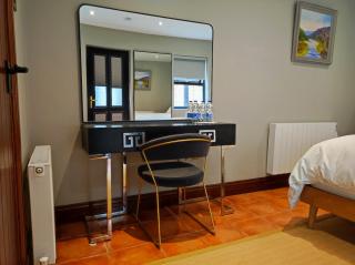 Ivy House - Galway - 7