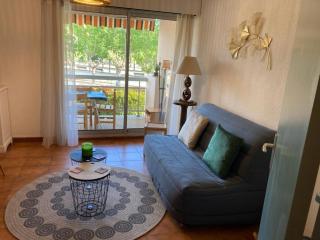 studio cabine. Terrasse - Le Lavandou - 0
