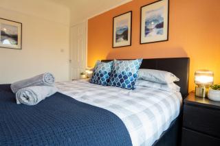 Strawberry Fields House - Air Host & Stay - 3 Bedroom - Liverpool - 3