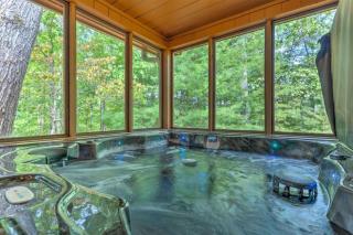 Dogwood Lodge - Dog Friendly w Hot Tub & Fire Pit - Morganton - 8