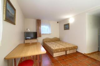 Apartment Lower Ground Floor - 7