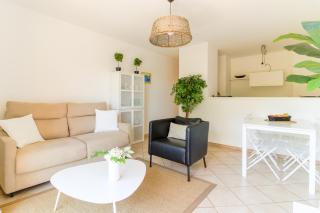 SELECT'SOHOME - Appartement idéalement situé au coeur du Lavandou à quelques pas de la plage avec parking privé ! - 3 étoiles - ALBA-48 - Le Lavandou - 0