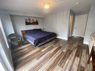 2 bedroom with 2 ensuites Unit in Richmond Hill - 7