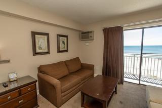 Recently updated Oceanfront Studio- Sea Mist 20306 - Myrtle Beach - 8