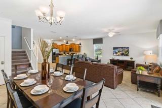 GIANT Villa wPrivate Pool&Spa, Game Room, & More - Davenport - 1