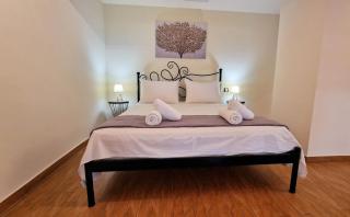 PG Luxury Apartment - Kavala - 4