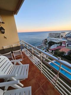 La Roca-Mediterráneo Views, 8th Floor-New Kitchen- POOL- Parking-Air Conditioning, Ceiling Fans & Free WIFI - Torremolinos - 0