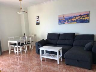 La Roca-Mediterráneo Views, 8th Floor-New Kitchen- POOL- Parking-Air Conditioning, Ceiling Fans & Free WIFI - Torremolinos - 2