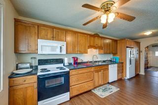 Whittier Vacation Rental Cabin with Private Hot Tub - Whittier - 3
