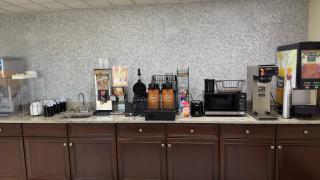 Days Inn By Wyndham Lexington-Columbia - Lexington - 9