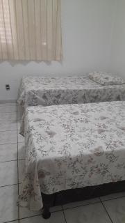 Quarto em Apto ao lado Shopping - Cuiabá - 5