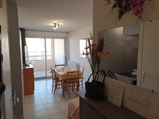 Charmant T2 cabine à Sète avec loggia et parking privé - FR-1-338-450 - Sète - 4