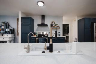 Vista Experience w/King Size Bed & Pet Friendly - Roswell - 5