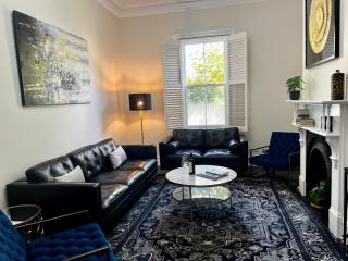 Villa on Melbourne St - 3